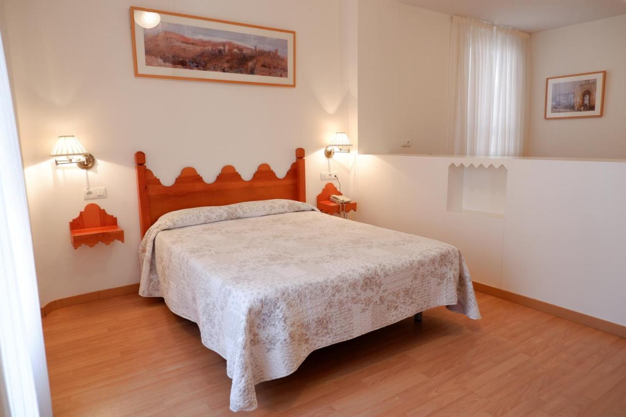 Hotel Andalucia Lanjarón Zewnętrze zdjęcie