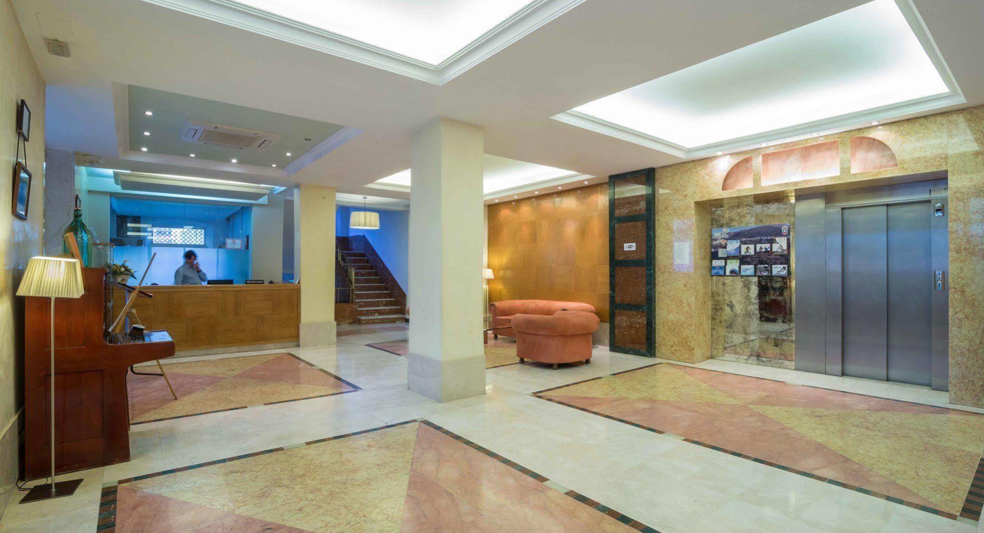 Hotel Andalucia Lanjarón Zewnętrze zdjęcie